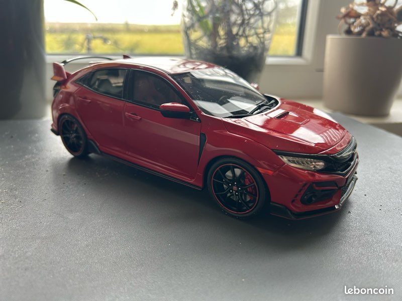 Modèle Réduit Honda Civic Type R FK8 2020 - Échelle 1/18 - Ottomobile - Bleu, Collection