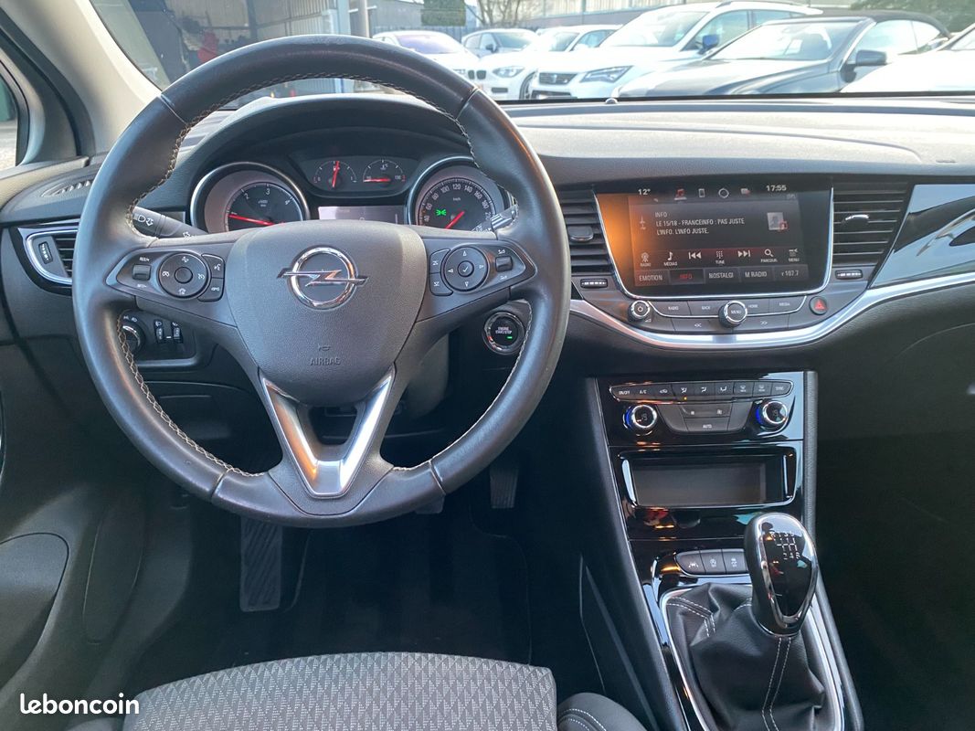 Opel Astra 1.6 CDTI (image 21)