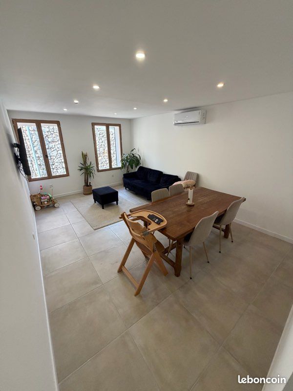 Maison 6 pièces 124 m² · à Saint-Maximin-la-Sainte-Baume · 124 m² · 250 000 €