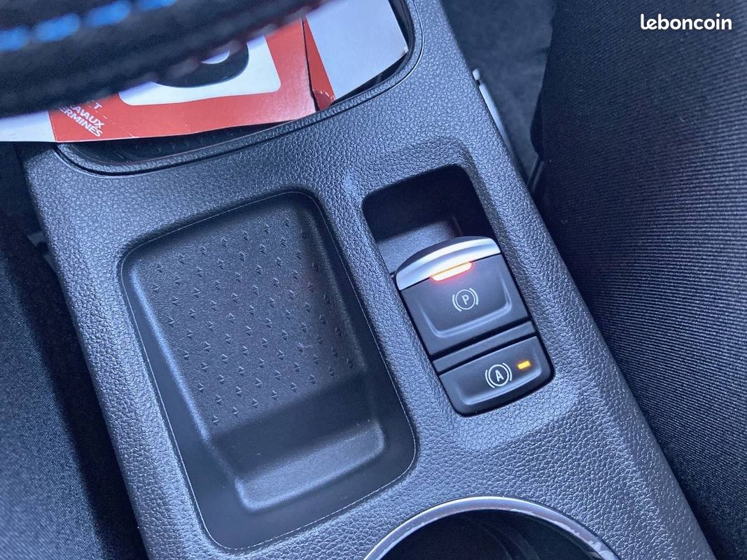 RENAULT Captur E-Tech full hybrid 145 ch esprit Alpine (image 17)