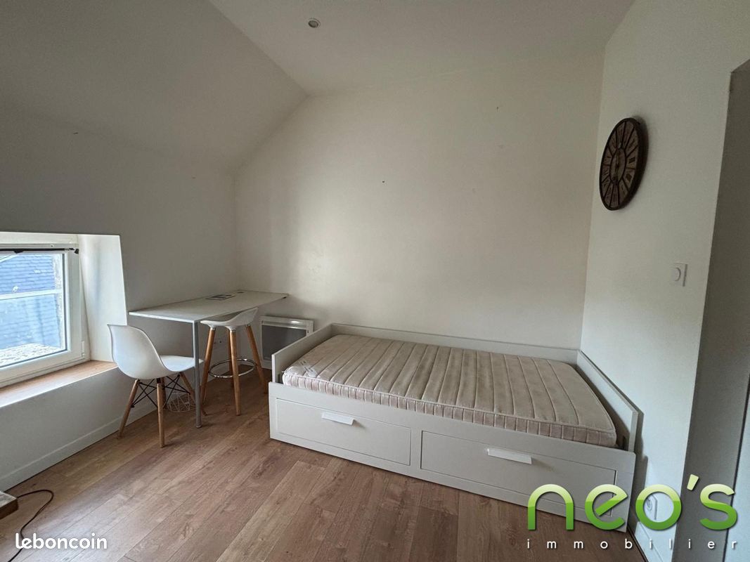 Appartement 1 pièce 12 m² · à Chemillé-en-Anjou · 12 m² · 370 €/mois