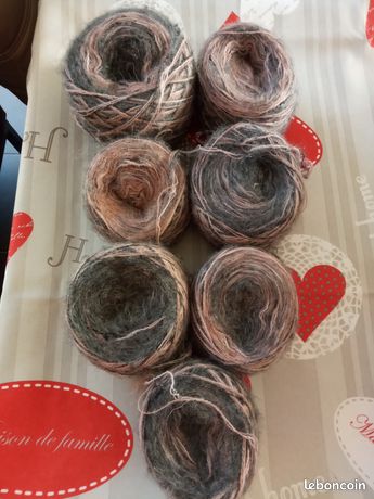 Lot de 7 pelotes laine profils-couleur rose bordeaux : par samy69