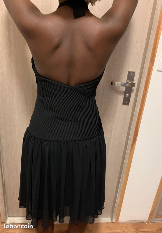 Robe noire (image 2)
