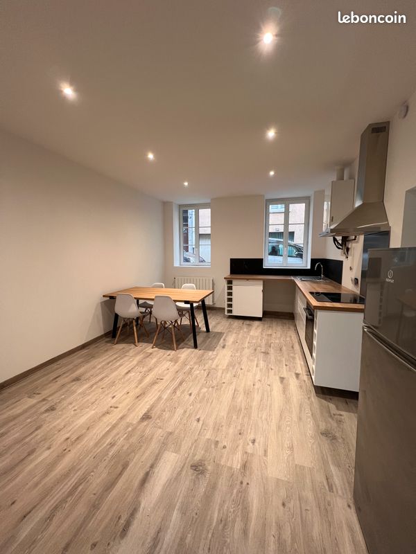 Appartement 3 pièces 46 m² · à Saint-Claude · 46 m² · 590 €/mois