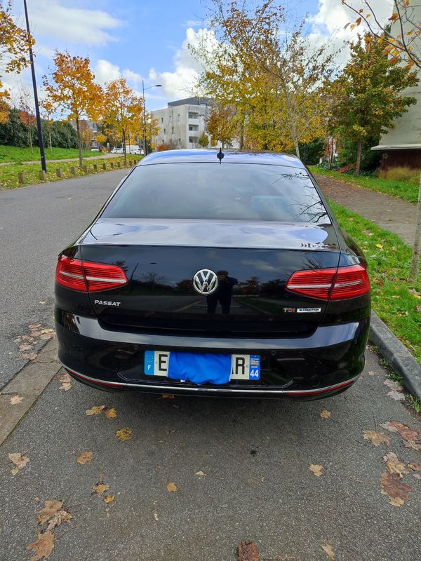 Volkswagen Passat B8 Carat - Voitures