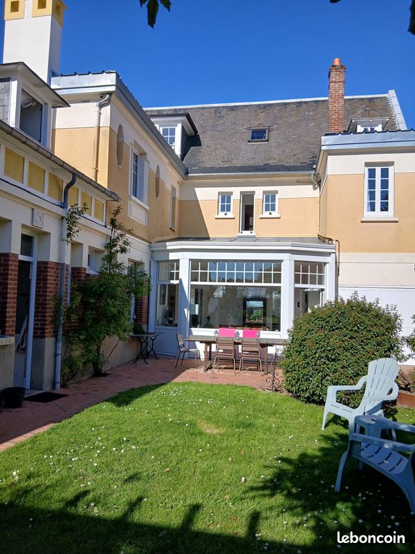Maison 10 pièces 233 m² · à Aumale · 233 m² · 445 000 €