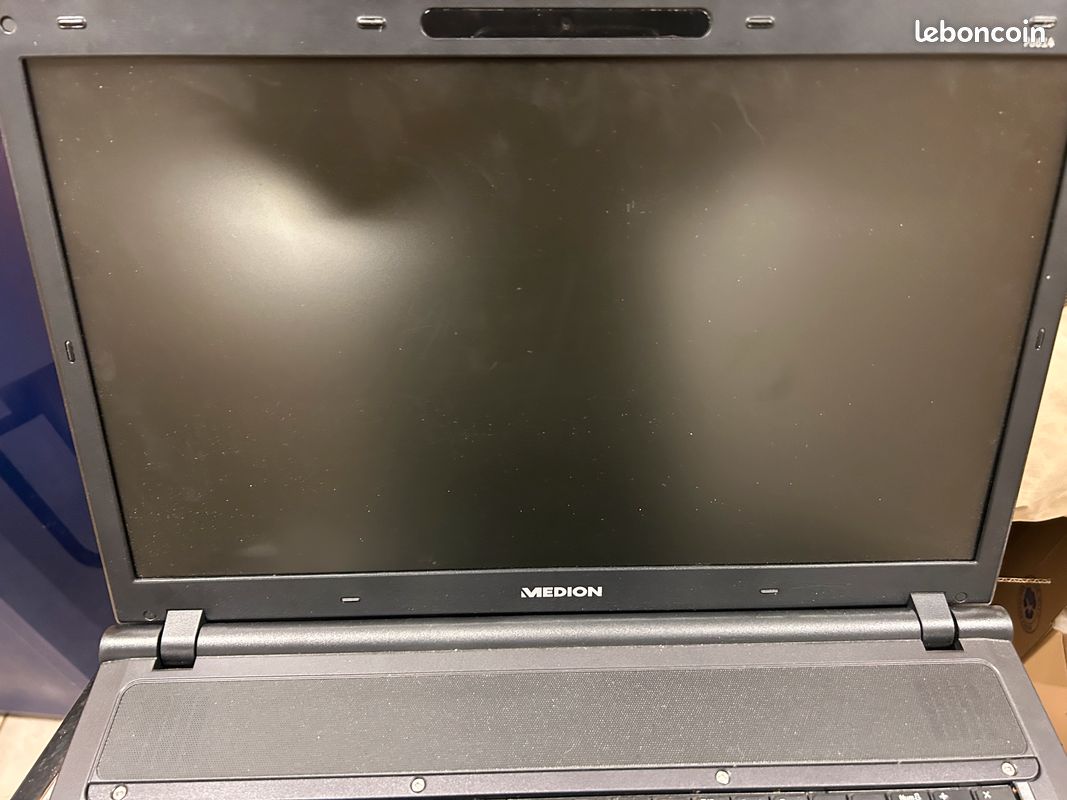 MEDION Akoya E2312 MD98044 - Portable 12,1'' 750 Go - Pour Pièces (écran Manquant)