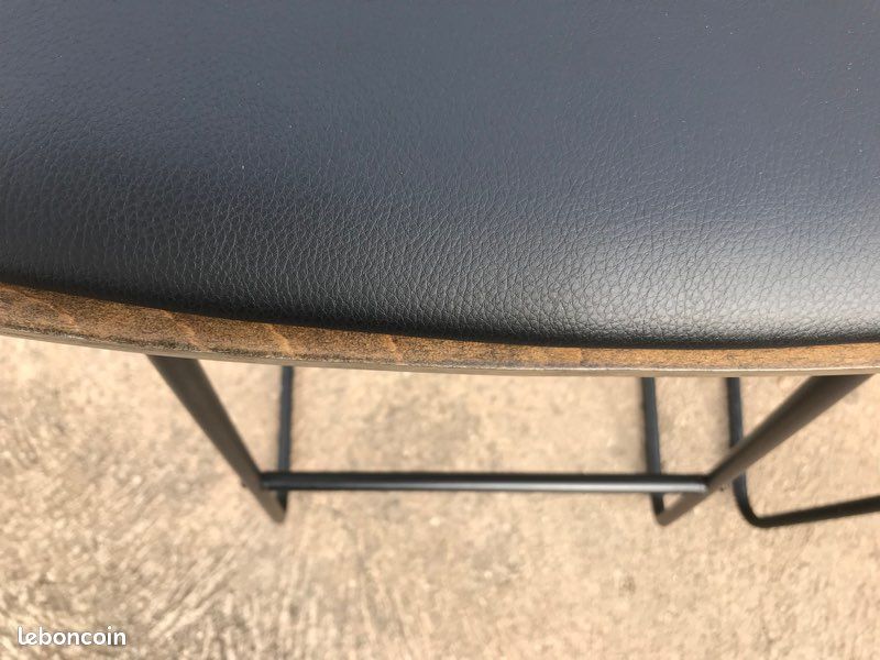 2 tabourets de bar style industriel (image 2)
