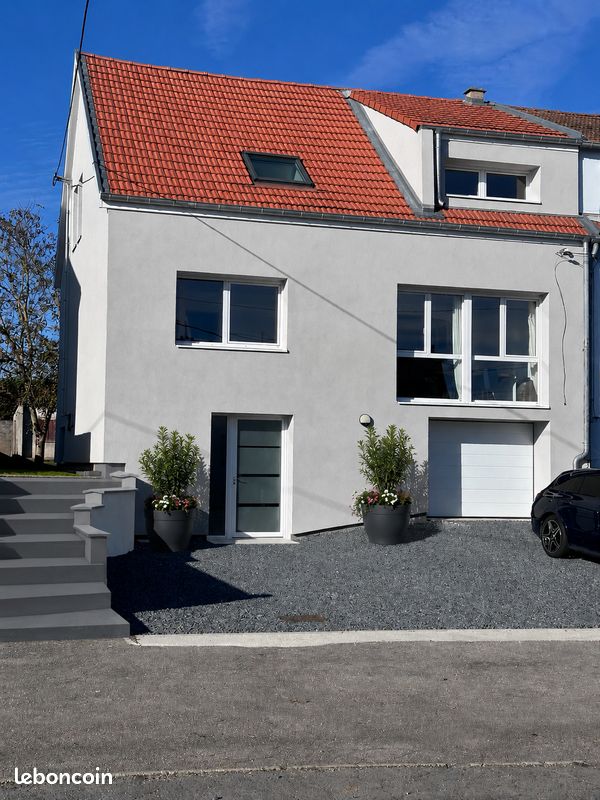 Maison 6 pièces 185 m² · à Bertrange · 185 m² · 475 000 €
