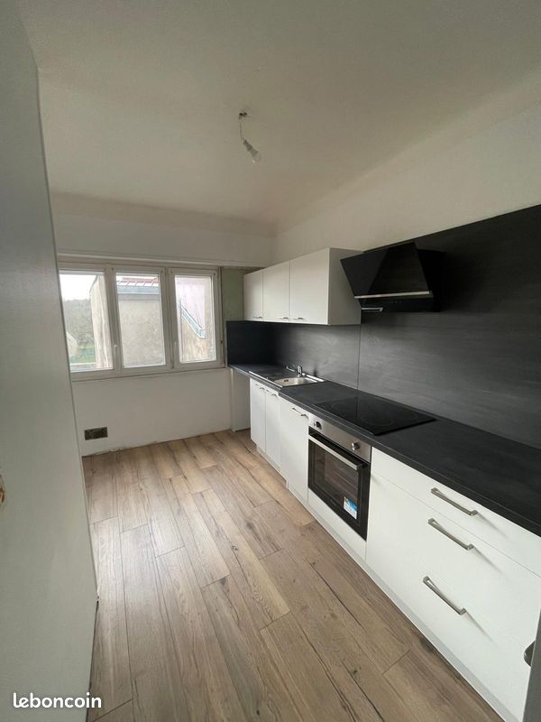 Appartement 5 pièces 89 m² · à Blâmont · 89 m² · 580 €/mois
