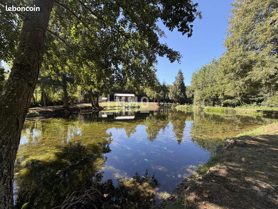 Terrain 4150 m² · à Flée · 4 150 m² · 64 900 €