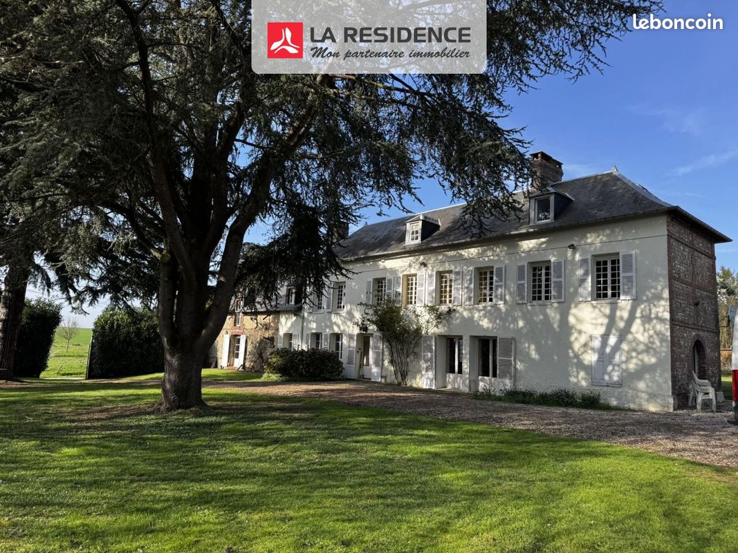 Maison 9 pièces 245 m² · à Heuqueville · 245 m² · 475 000 €