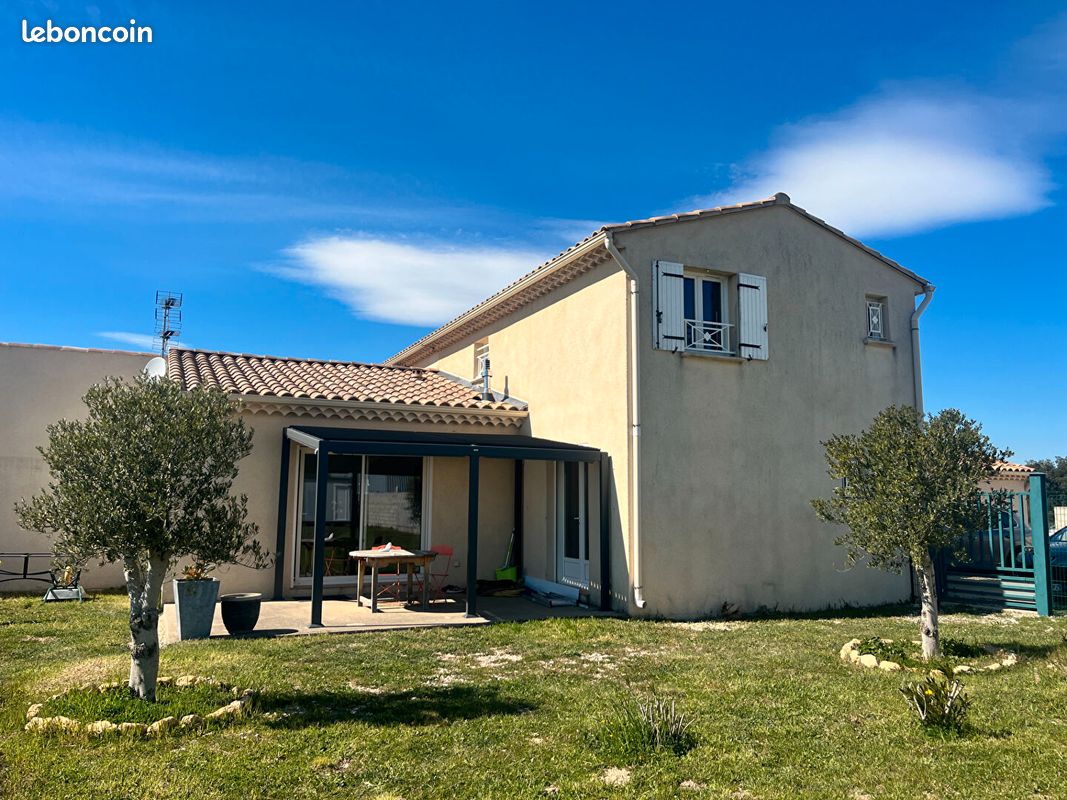 Maison 5 pièces 88 m² · à Rochegude · 88 m² · 262 000 €