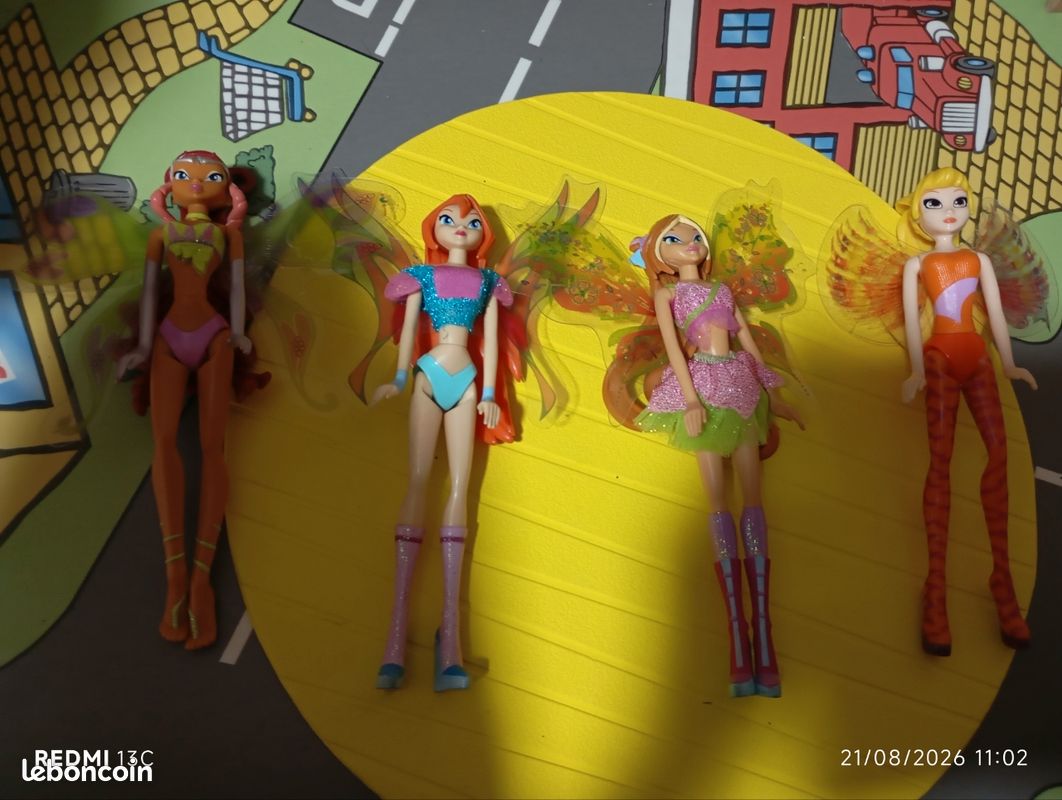 Lot de poupées Winx (image 3)