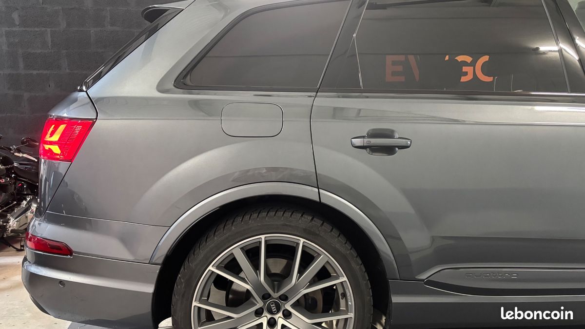 AUDI Q7 3.0 50 TDI 285ch MHEV HYBRID S-LINE QUATTRO TIPTRONIC BVA - CARPLAY - ATTELAGE (image 25)