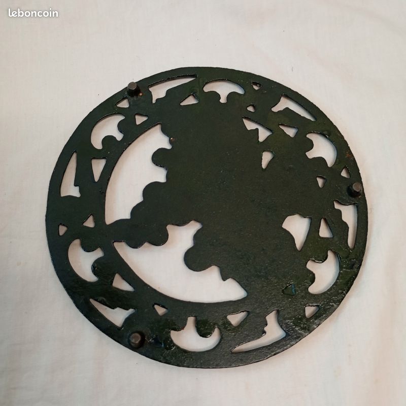 Dessous De Plat Vintage En Faïence Et Métal Motif Grappe De Raisin