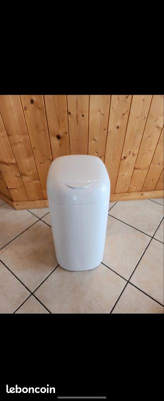 Poubelle à couche (image 4)
