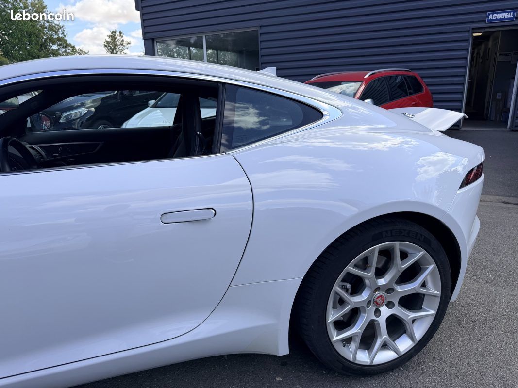 Jaguar f-type 2018 (image 11)
