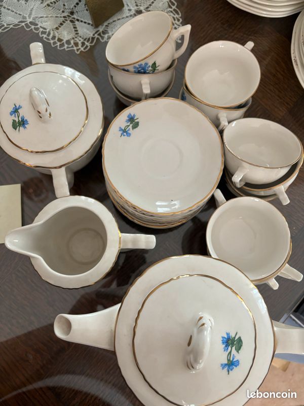 Ensemble de vaisselle porcelaine (image 1)