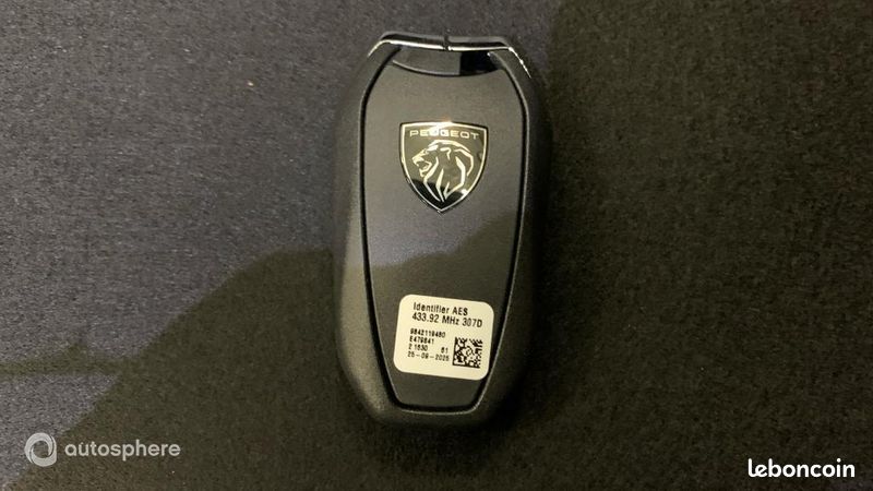Peugeot 308 1.2 Hybrid 145ch GT e-DCS6 (image 16)