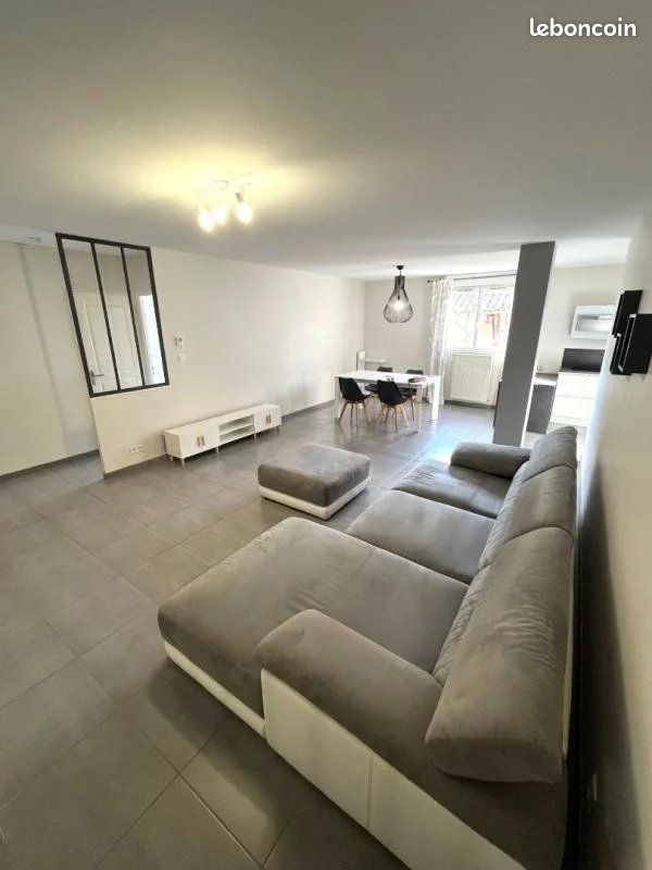 Appartement 2 pièces 78 m² · à Bourgoin-Jallieu · 78 m² · 990 €