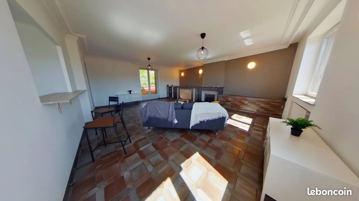 Appartement 4 pièces 112 m² · à Saint-Étienne · 112 m² · 799 €/mois