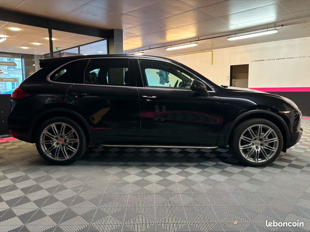 PORSCHE CAYENNE 4.2D V8 S Tiptronic S A (image 6)