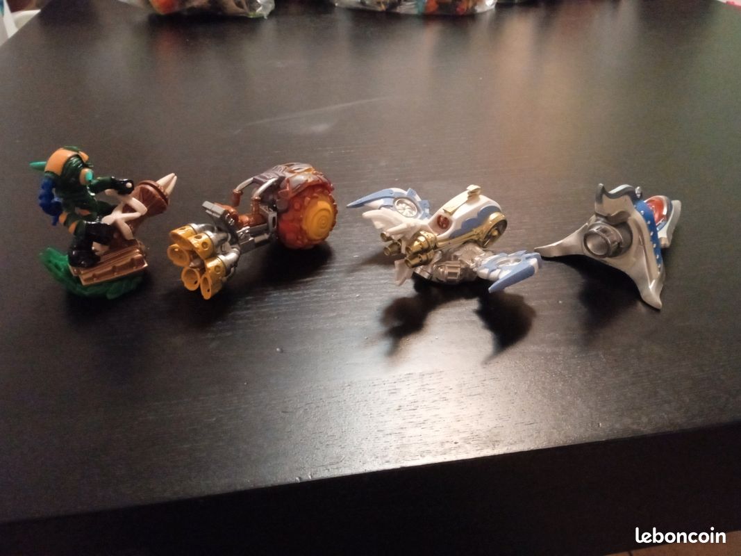 Lot De 3 Figurines Skylanders Superchargers - Pour Nintendo Wii U !