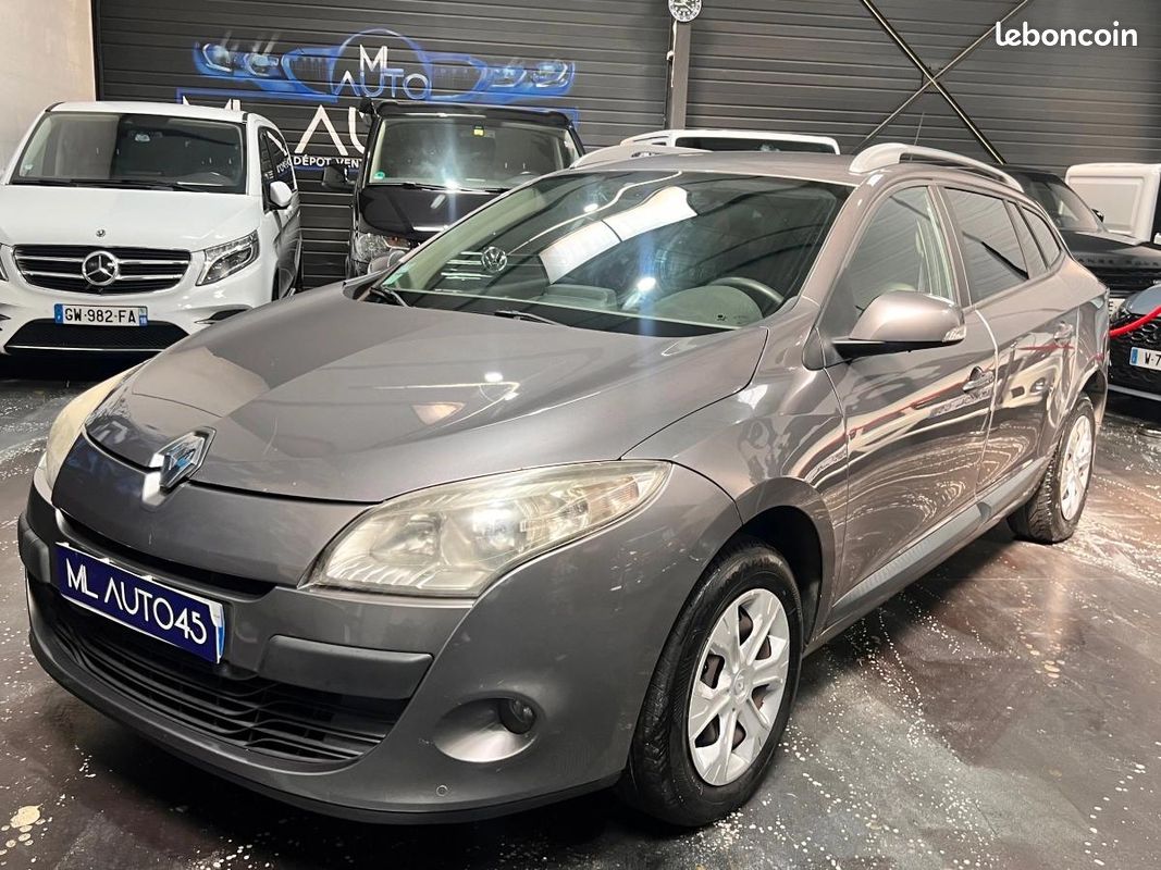 Renault Megane 3 ESTATE 1.5 DCI 90CV 8 (image 1)