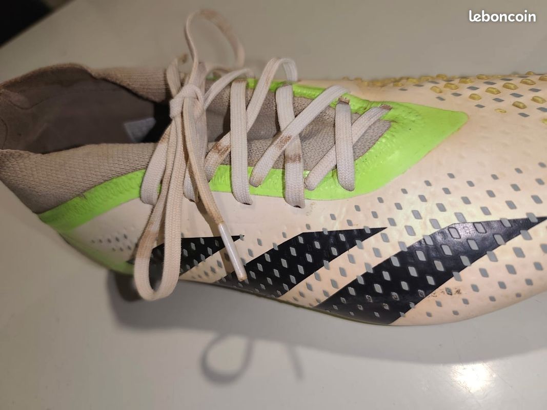 Crampons Adidas Predator (image 1)