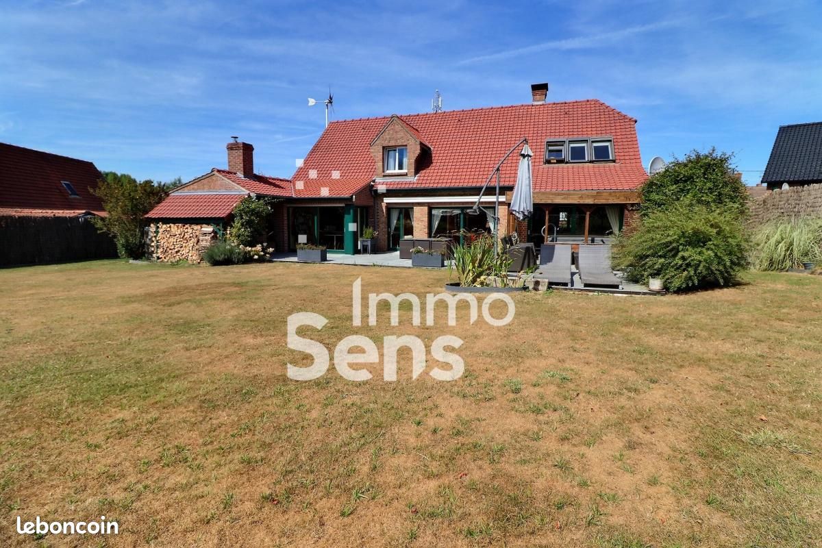 Maison 6 pièces 190 m² · à Strazeele · 190 m² · 450 000 €