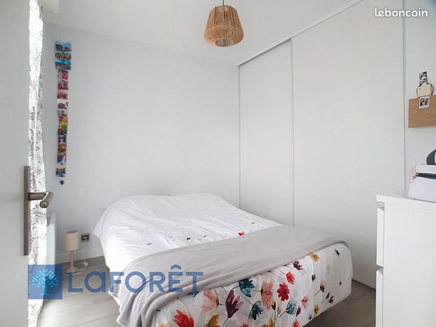 https://img.leboncoin.fr/api/v1/lbcpb1/images/44/42/da/4442da75d3a48fc9c8c589cdce89b4485b910dd9.jpg?rule=ad-image