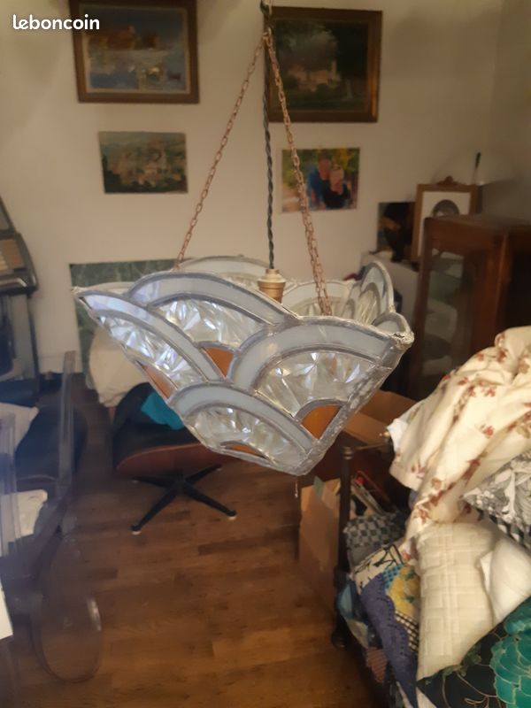 Lustre (image 2)