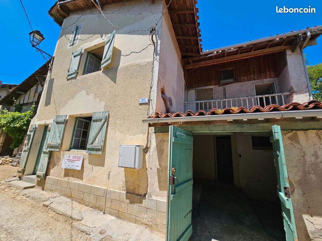 Maison 5 pièces 146 m² · à Labastide-d'Armagnac · 146 m² · 77 000 €