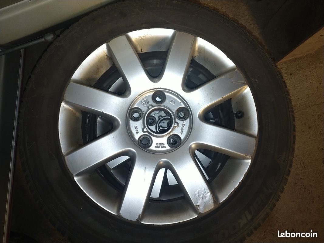 Roues Alu 205/55 R 16 Avec pneus Neuf (image 1)