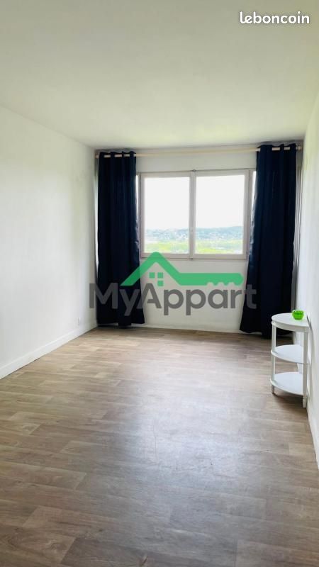 Appartement a louer grigny - 1 pièce(s) - 21 m2 - Surfyn