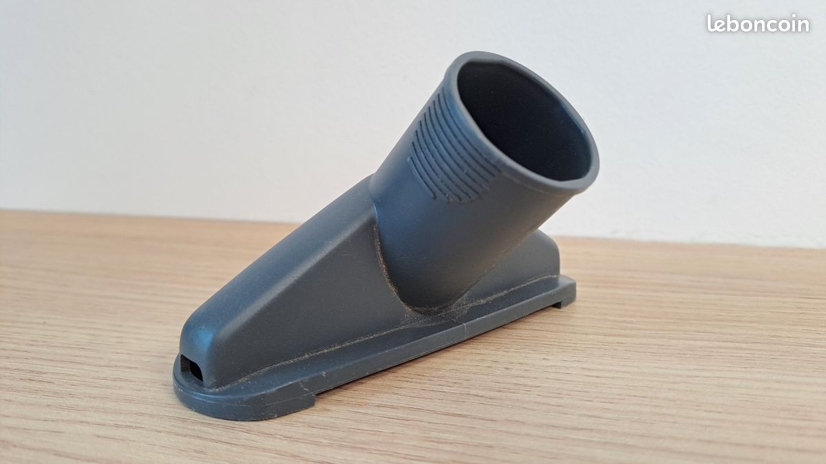 Embout aspirateur diamètre 31mm (image 1)