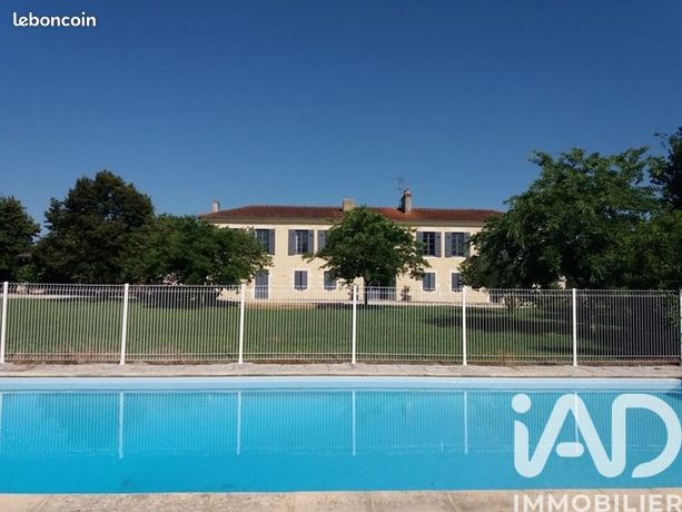 Propriété 11 pièces 449 m²