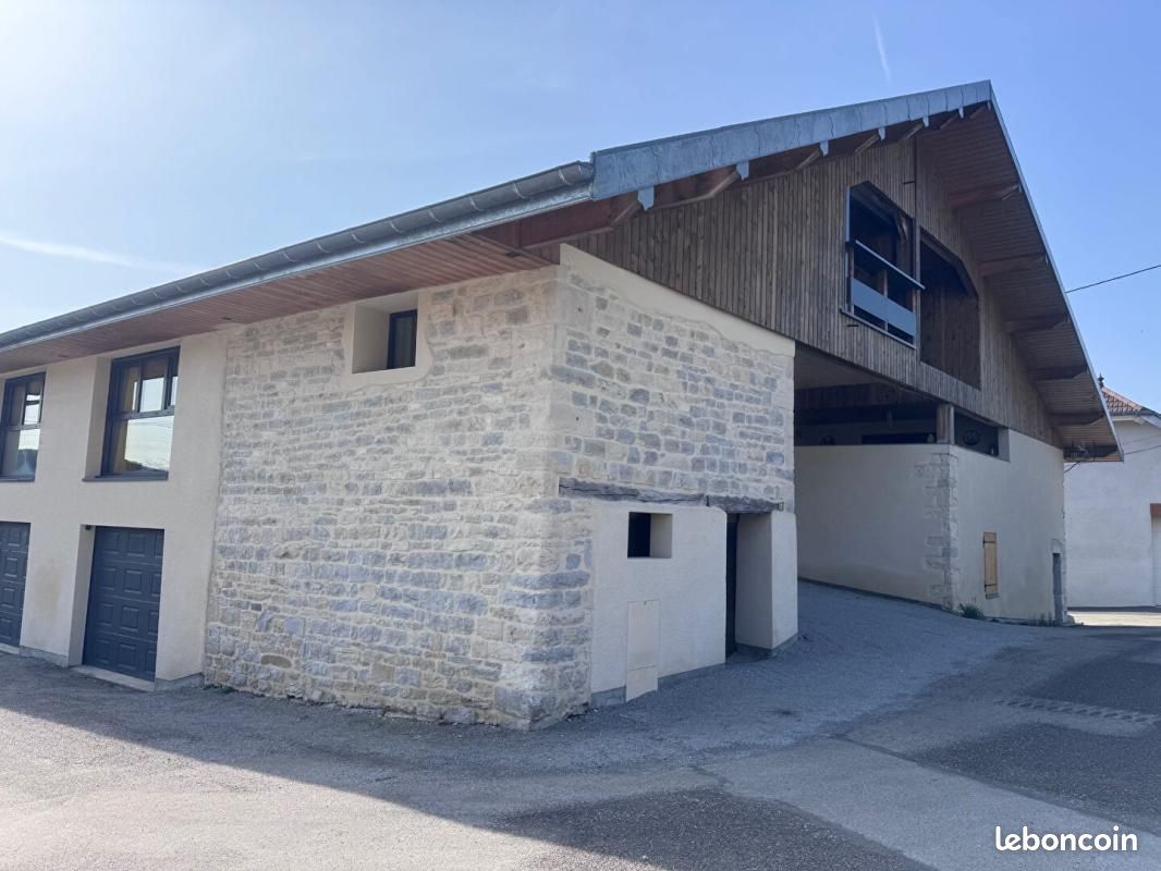 Appartement 3 pièces 65 m² · à Étalans · 65 m² · 219 000 €
