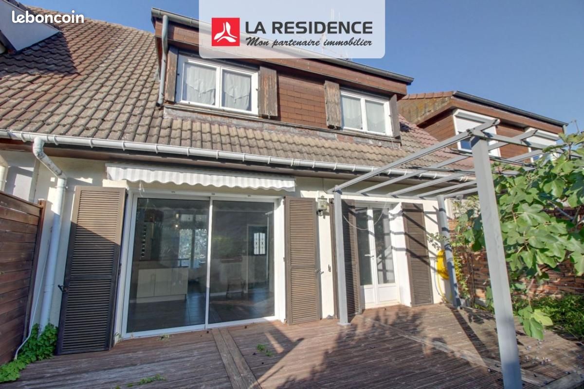 Maison 5 pièces 93 m² · à Magnanville · 93 m² · 257 000 €