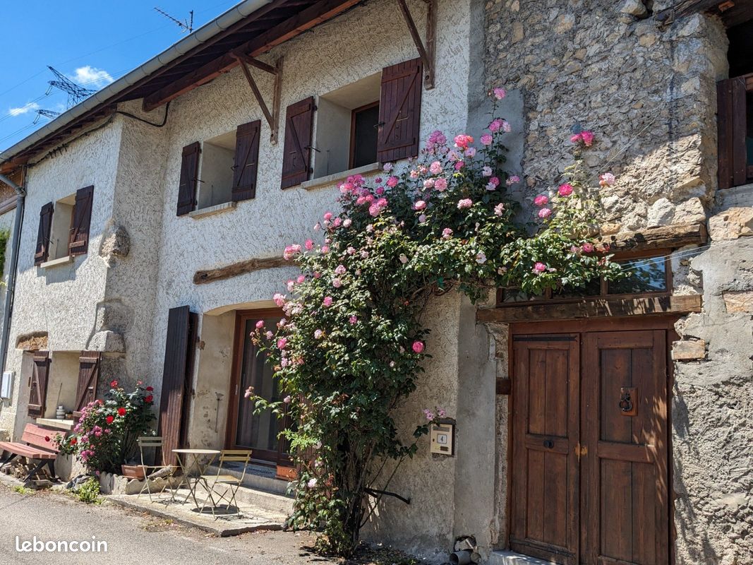 Maison 7 pièces 137 m² · à Claix · 137 m² · 298 000 €