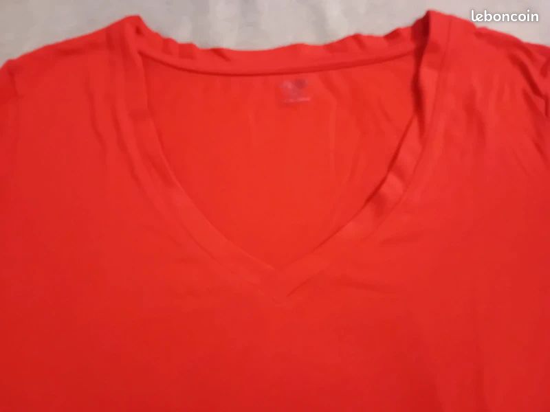 T-shirt taille M / 38 (image 6)