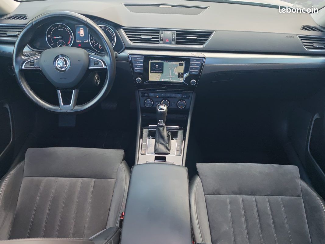 Skoda superb iii combi 2.0 tdi 150 style dsg7 (image 11)