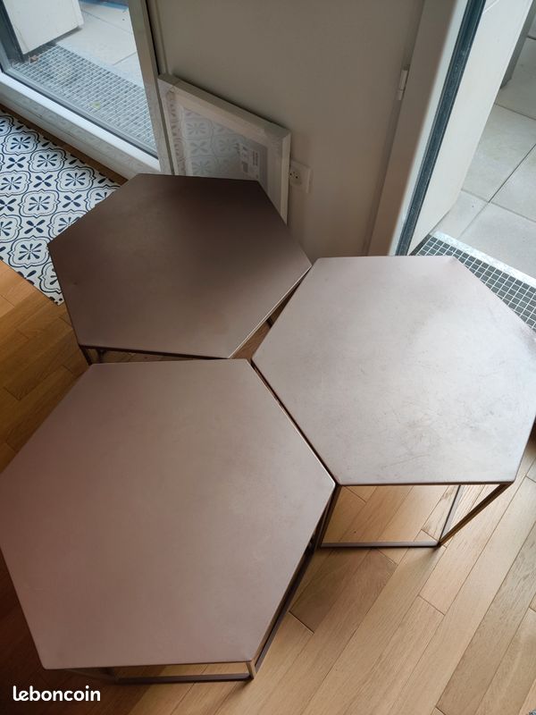 Tables basses hexagonales metal (image 2)