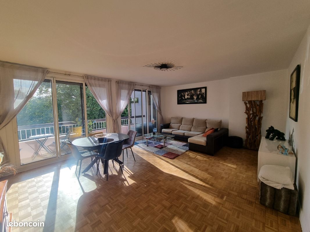 Appartement 4 pièces 100 m² · à Pau · 100 m² · 269 000 €