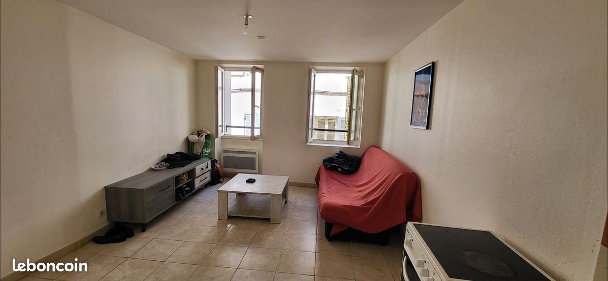 Appartement 1 pièce(s) 20 m²à louer Aubagne