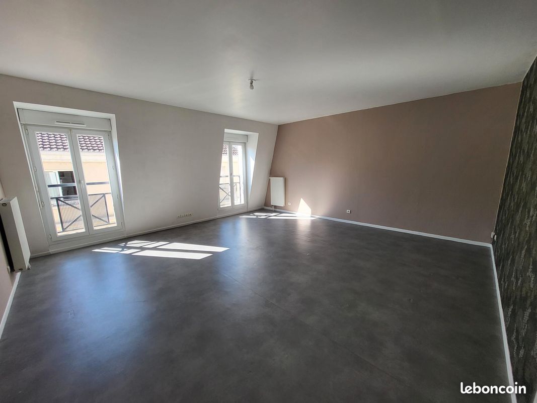 Appartement a louer chalons-en-champagne - 4 pièce(s) - 99 m2 - Surfyn