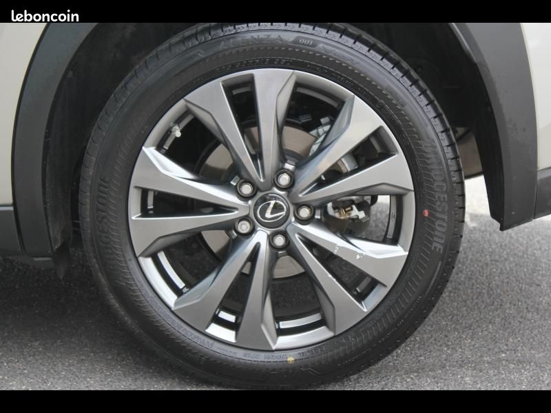 Lexus UX 250h F SPORT Design 2WD (image 8)