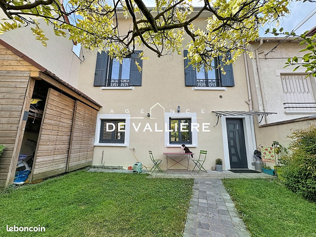 Maison 6 pièces 141 m² · à Rueil-Malmaison · 141 m² · 850 000 €