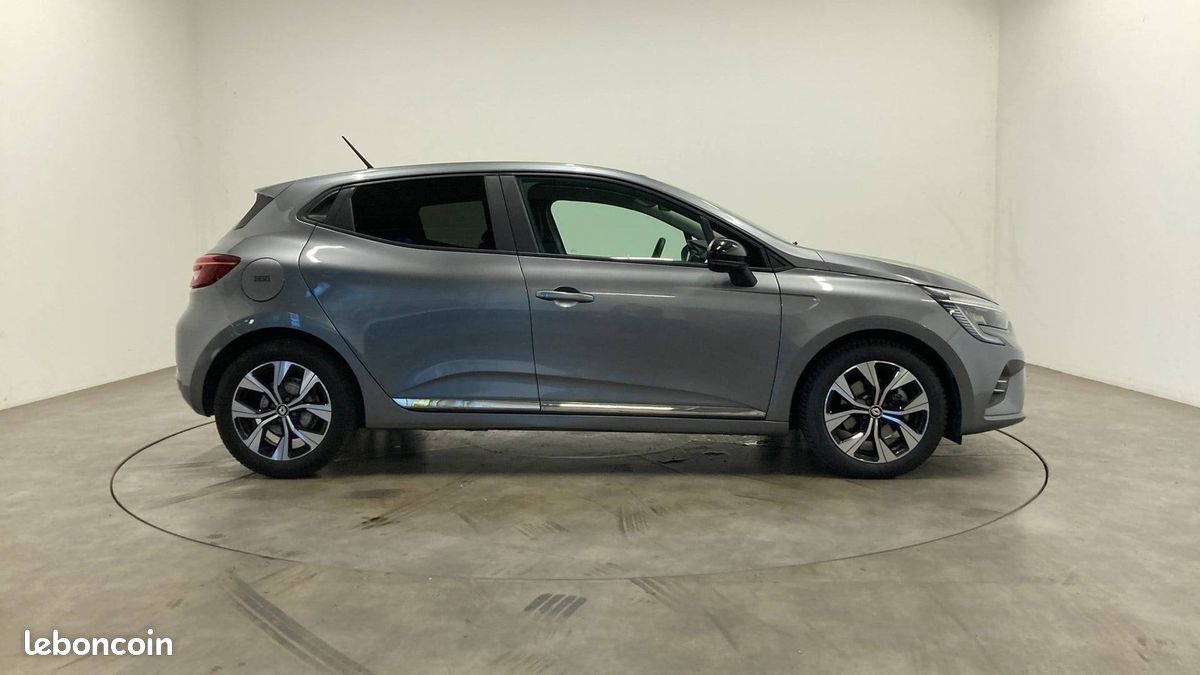 Renault clio e tech full hybrid 145 ch gsr2 techno (image 5)